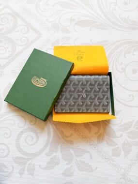 Goyard Gray Patterned Card Holder with Signature Canvas